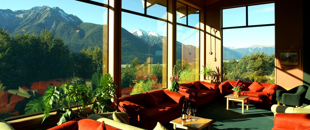 New Zealand Adventure - Penguins, Fiordlands, Wilderness - Wildnerness Lodge Arthur's Pass