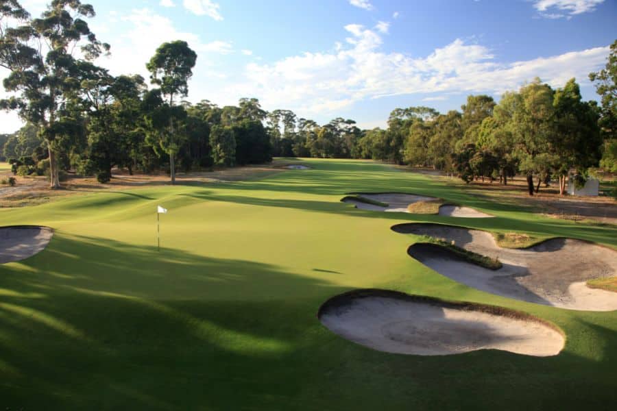 9th Hole at Metropolitan Golf Club - Melbourne Sandbelt Golf