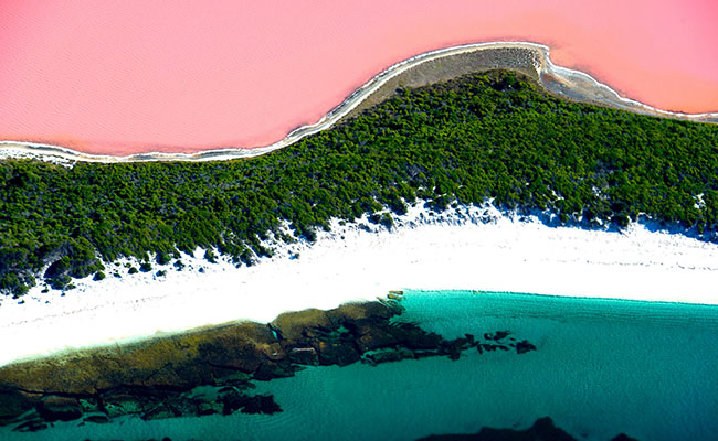 10 Naturally Pink Lakes