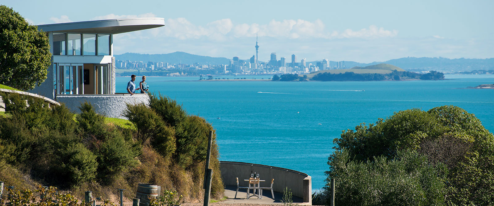 Wine Tasting on Waiheke Island - Book Your Trip to New Zealand - New Zealand Travel Agency