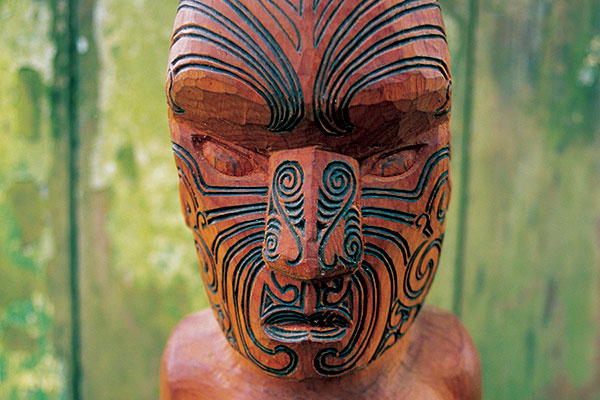 Maori tattoo face hi-res stock photography and images - Alamy