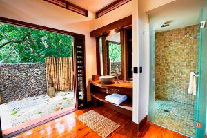 Fiji Overwater Bungalows - Likuliku Lagoon Resort Fiji